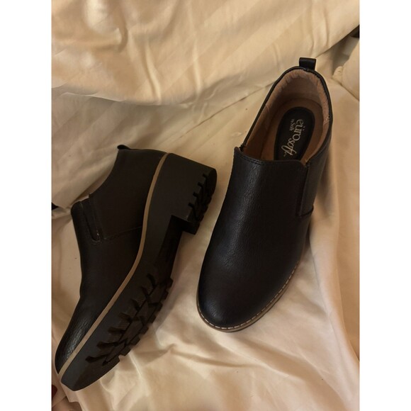 Euro soft by sofft shoes 9.5 M. Black With Cushion In The Soles. Platform Heel - Picture 8 of 9